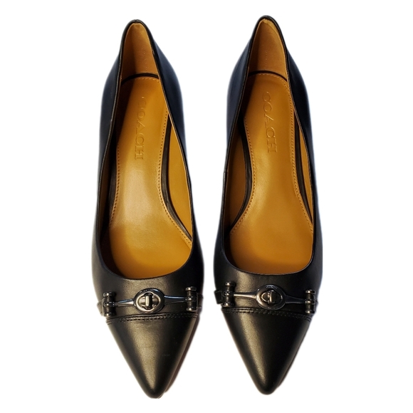 COACH NWB Lauri Pointed-Toe Pump Black with Signature Turnlock Hardware Sz 7.5 - Picture 2 of 9